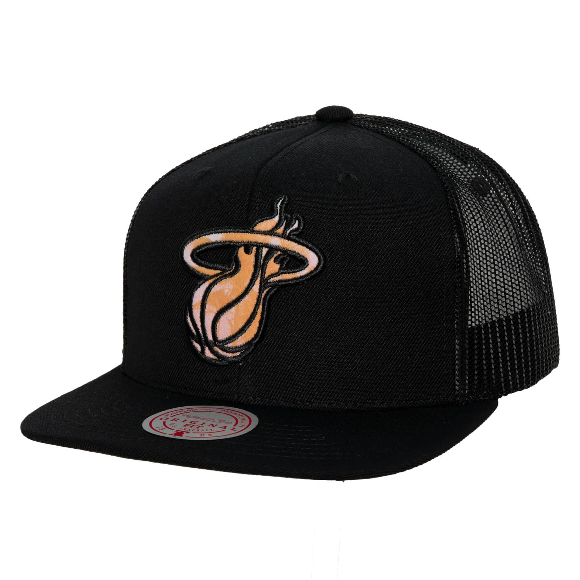 Mitchell-Ness-MN-x-Nicky-Jam-Trucker-Miami-Heat-Hat-1
