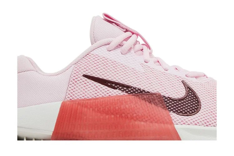 Кроссовки Nike Wmns Metcon 9 'Pink Foam Dark Team Red'