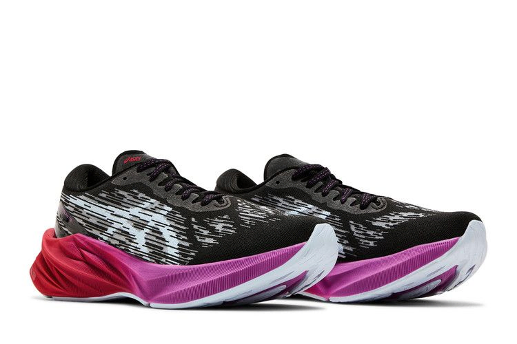 wmns-novablast-3-black-soft-sky-1012b288-002_07