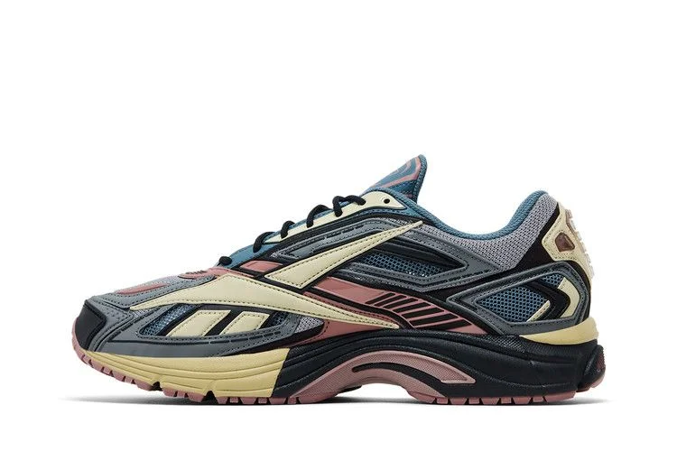 Krossovki-Reebok-Premier-Road-Ultra-LTD-Soft-Pink-2