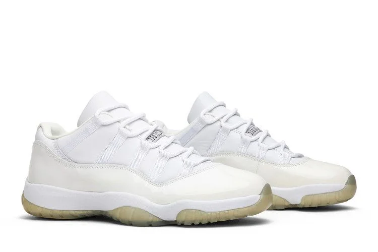 Krossovki-Air-Jordan-11-Retro-Low-White-Light-Zen-Grey-7