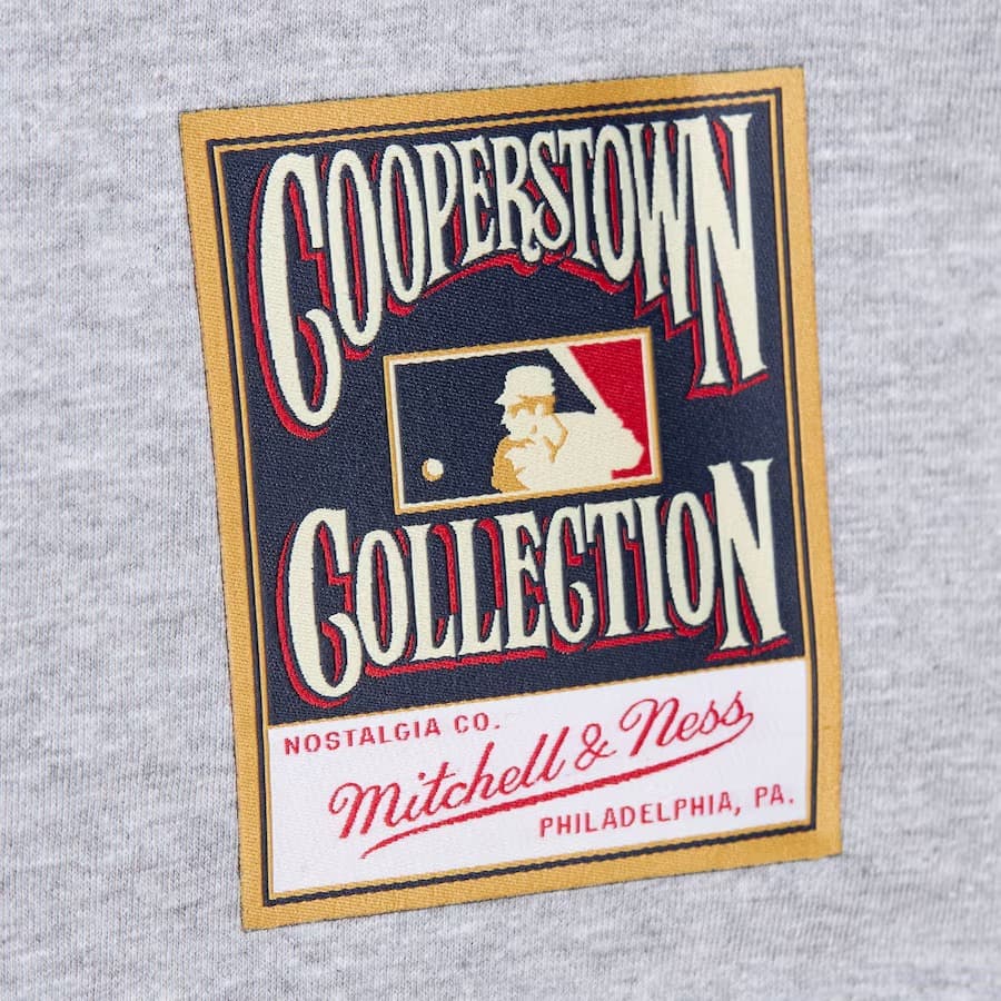 Футболка Mitchell & Ness Chipper Jones Gray Atlanta Braves Name & Number T-Shirt