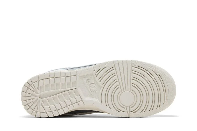 Krossovki-Nike-Wmns-Dunk-Low-Next-Nature-Sheer-Lace-Pack-Metallic-Platinum-3