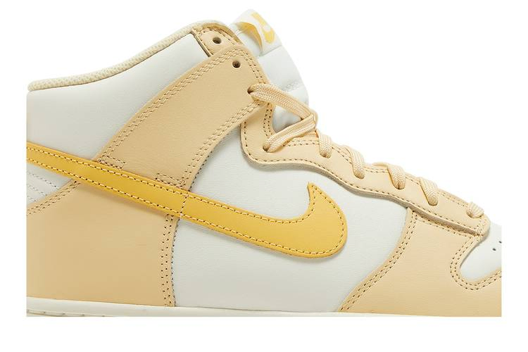 Кроссовки Nike Wmns Dunk High 'Pale Vanilla Topaz'