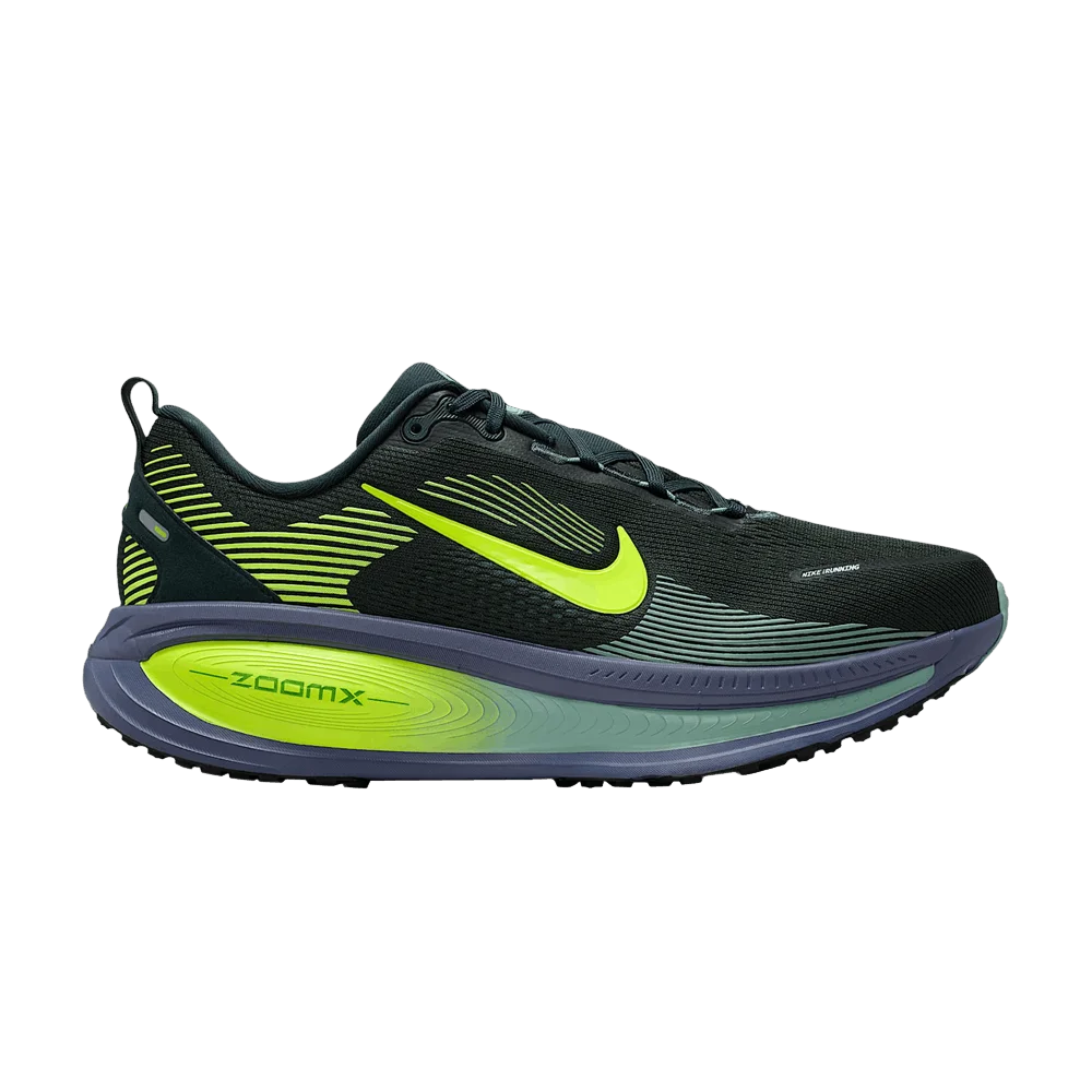 Krossovki-Nike-Vomero-18-Extra-Wide-SeaweedCannonSanded-PurpleVolt