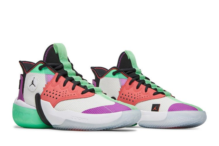 jordan-react-elevation-white-hyper-violet-ck6618-101_07
