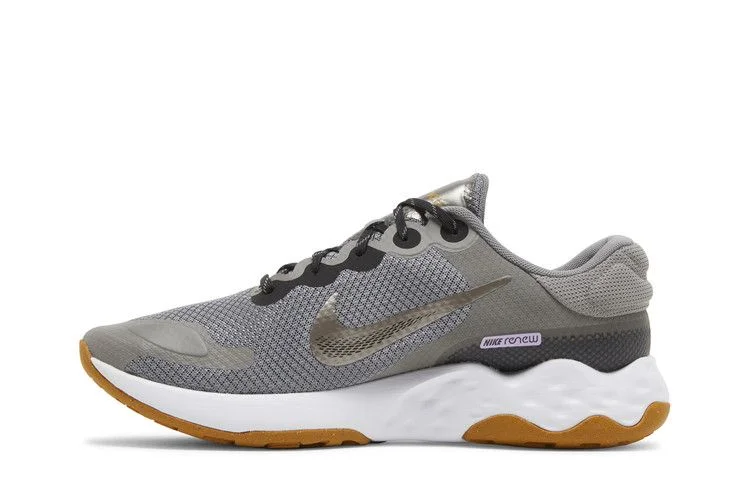Krossovki-Nike-Renew-Ride-3-Pewter-Gold-Suede-2