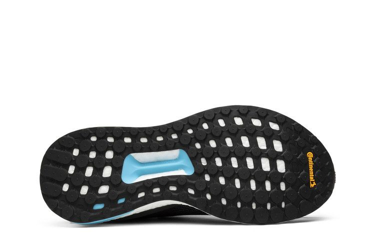 pharrell-x-wmns-solar-hu-glide-black-cg6736_03