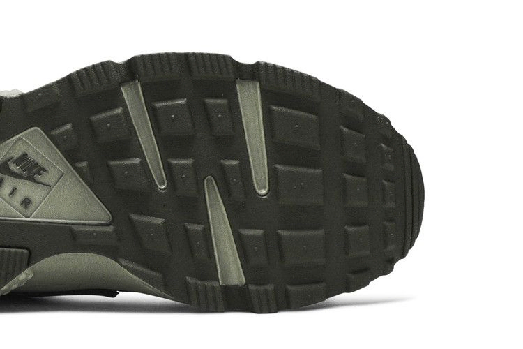 wmns-air-huarache-run-premium-python-683818-302_04