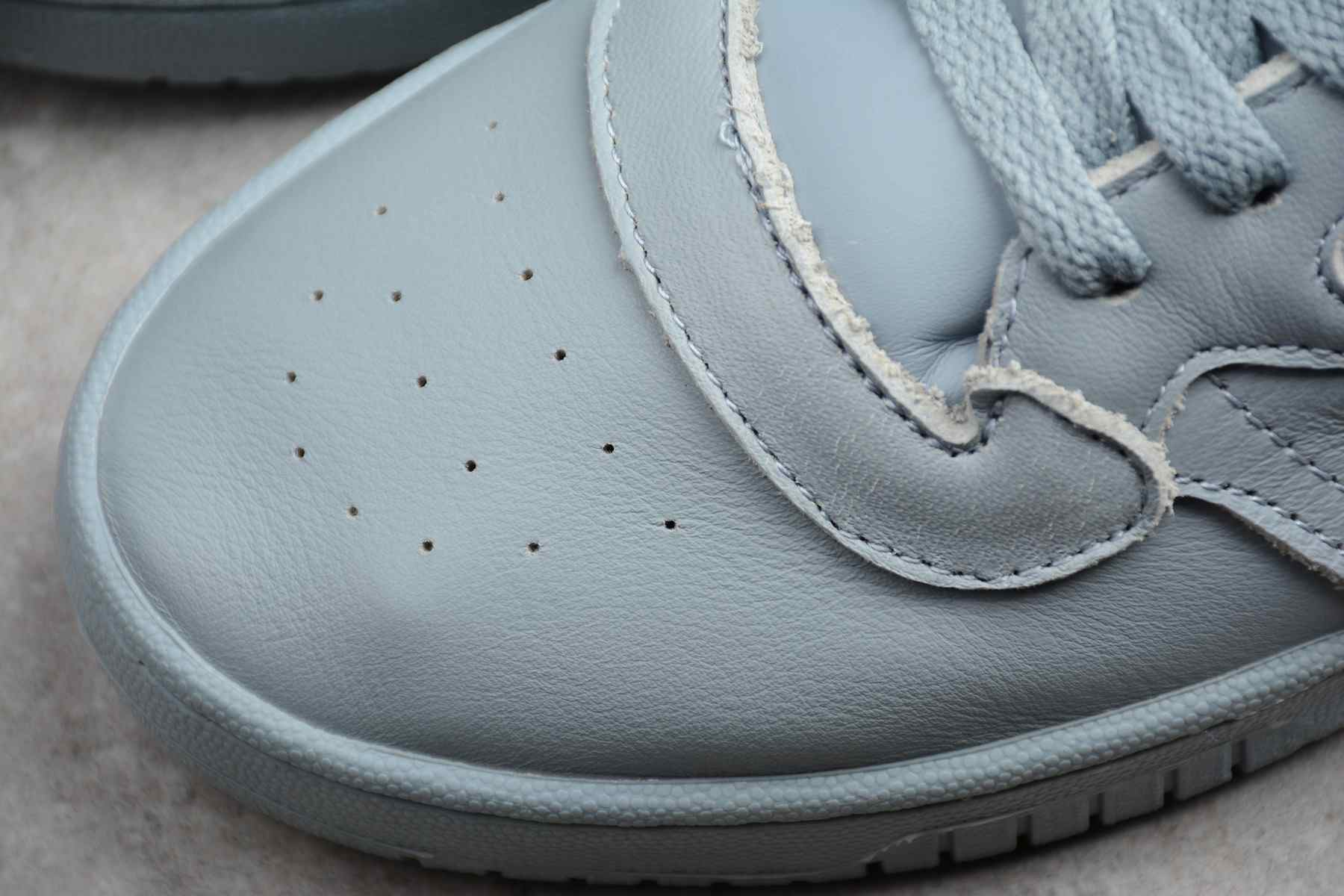 Кроссовки adidas Yeezy Powerphase Calabasas Grey