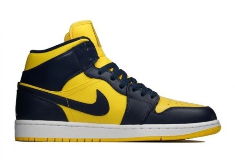 Krossovki-Air-Jordan-1-Mid-Michigan-1
