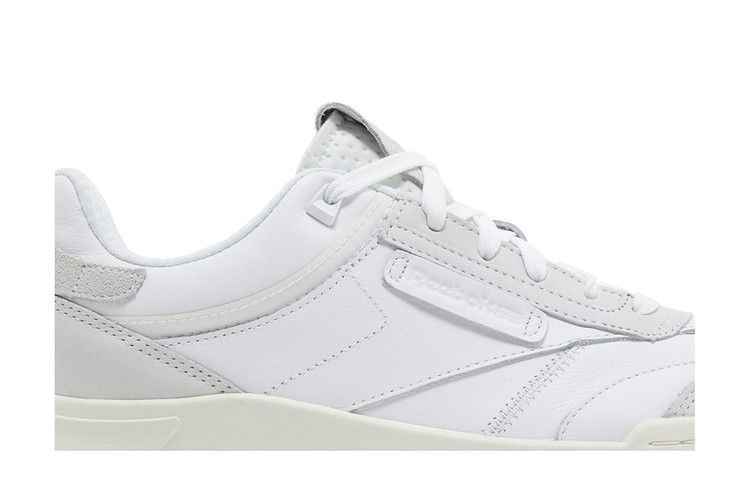 club-c-legacy-white-g55895_01