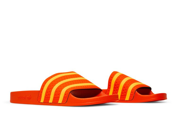 wmns-adilette-flash-orange-ee6186_07