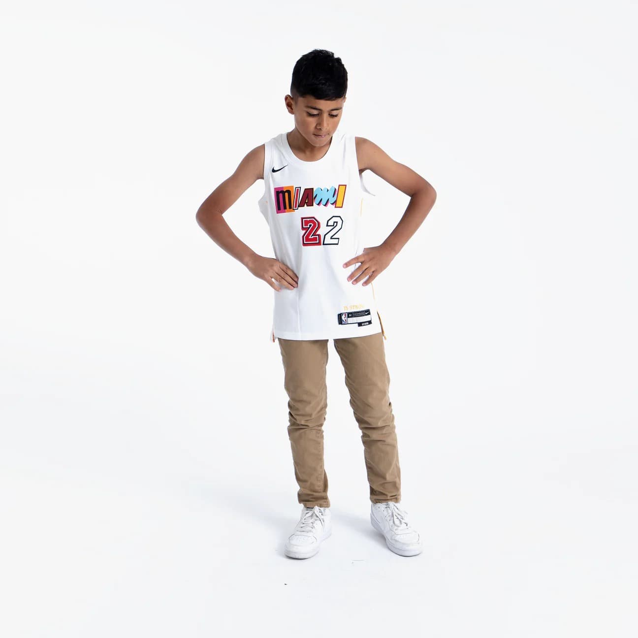 2022-23-Miami-Heat-Jimmy-Butler-22-Youth-Swingman-City-Edition-White-Jersey-3