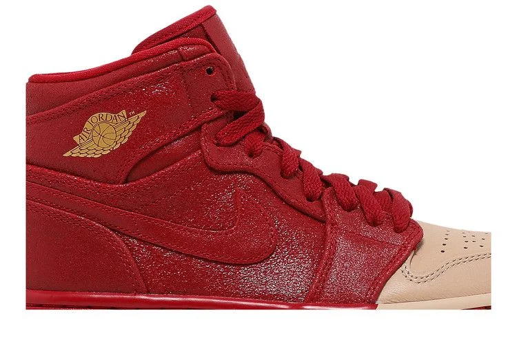 Кроссовки Wmns Air Jordan 1 Retro High Premium 'Dipped Toe - Red'
