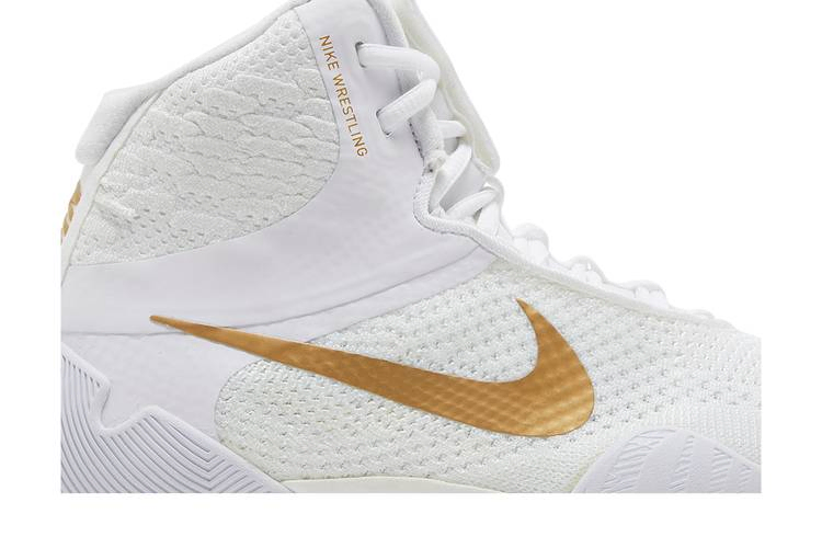 Кроссовки Nike Tawa 'White Metallic Gold'