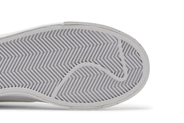 Кроссовки Nike Wmns Court Legacy Next Nature 'Phantom Honeydew'