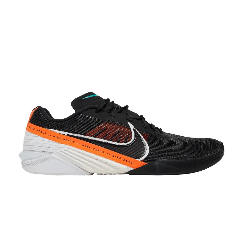 Krossovki-Nike-React-Metcon-Turbo-Black-Total-Orange