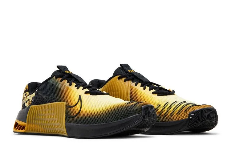 Krossovki-Nike-Metcon-9-AMP-Black-Bronzine-7