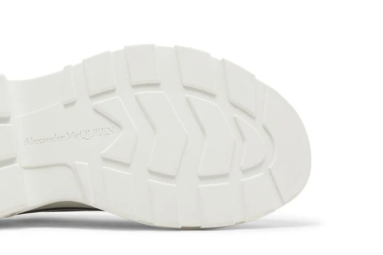 Кроссовки Alexander McQueen Tread Slick Lace Up 'Black White'