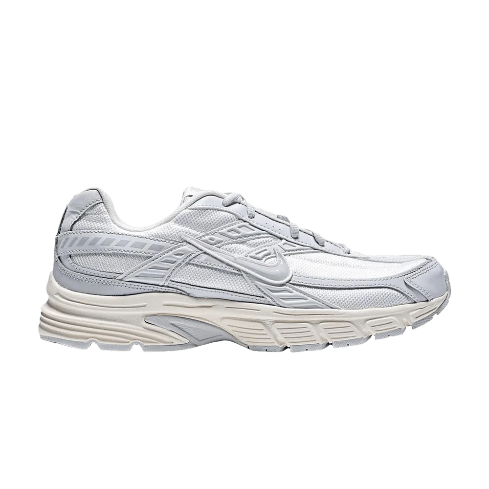 Krossovki-Nike-Initiator-Grey-White