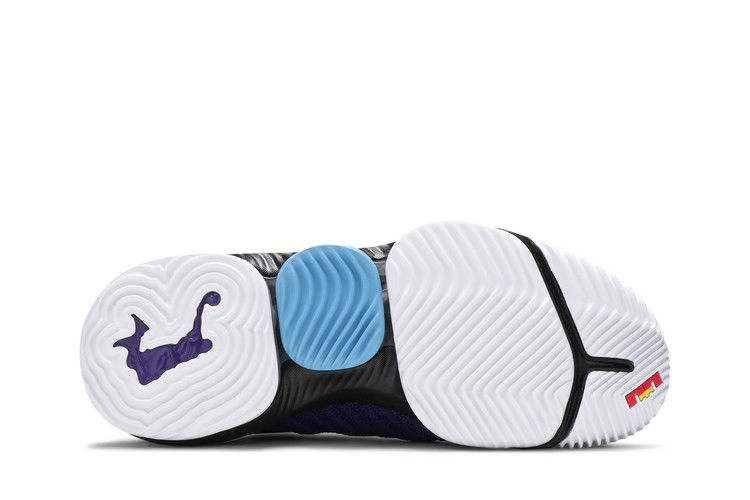 lebron-16-martin-ci1520-500_03