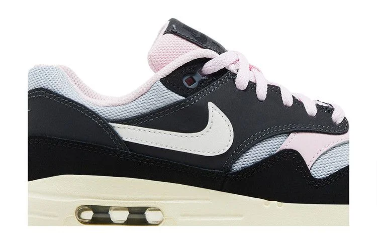 Krossovki-Nike-Air-Max-1-GS-Anthracite-Pink-Foam-1