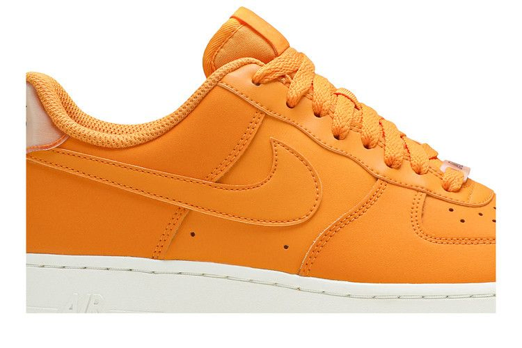 Кроссовки Nike Wmns Air Force 1 Low '07 Essential 'Orange Peel'