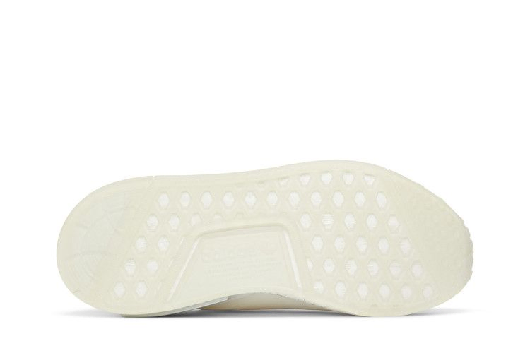 Кроссовки Adidas Wmns NMD_R1 Spectoo 'White Iridescent'
