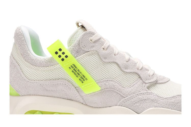 jordan-ma2-pale-ivory-volt-cv8122-107_01