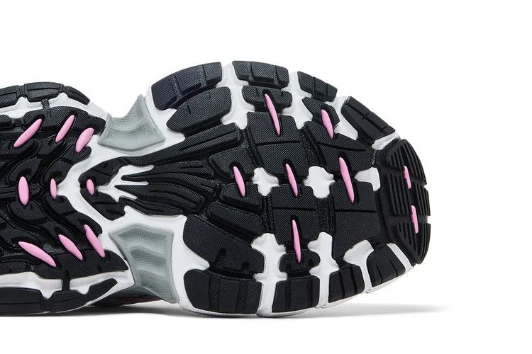 Кроссовки Balenciaga Wmns 6XL Sneaker 'Worn-Out - White Light Pink'