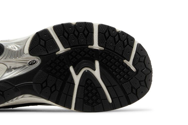 Кроссовки New Balance 2002R 'Slate Grey Black'