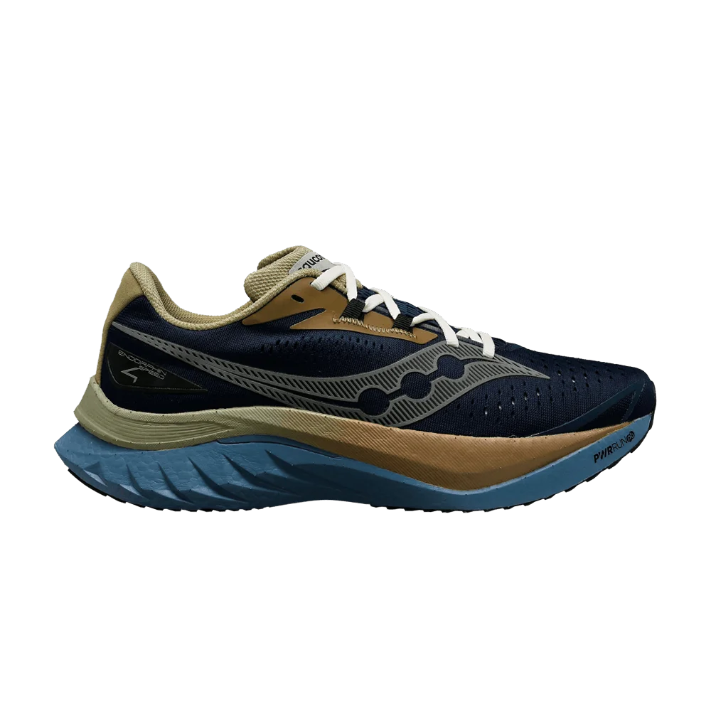 Krossovki-Saucony-Endorphin-Speed-4-Winter-Tech-Pack
