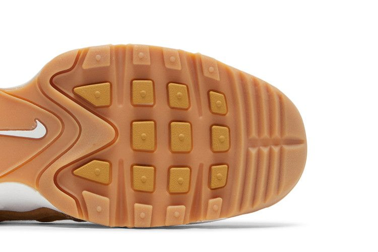 air-griffey-max-1-wheat-do6684-700_04
