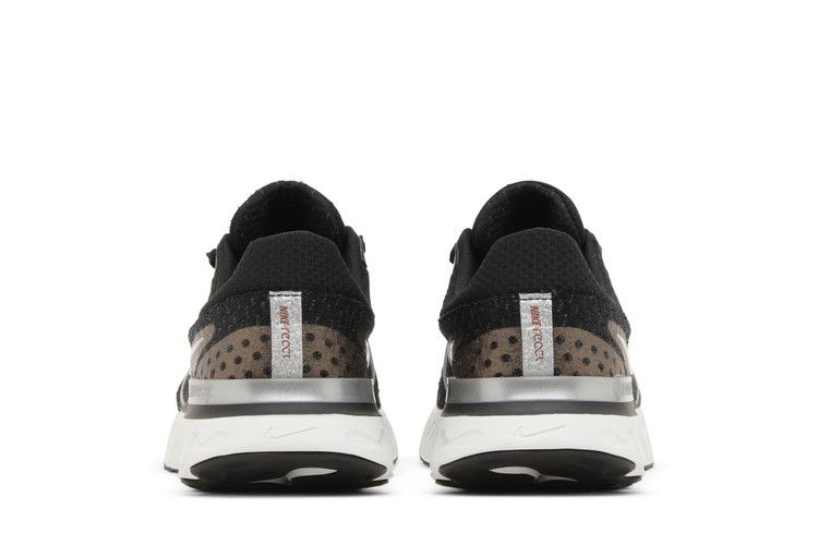 wmns-react-infinity-run-flyknit-3-black-metallic-copper-dd3024-009_05