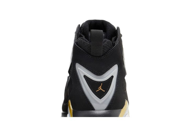 Кроссовки Air Jordan True Flight 'Black Metallic Gold'