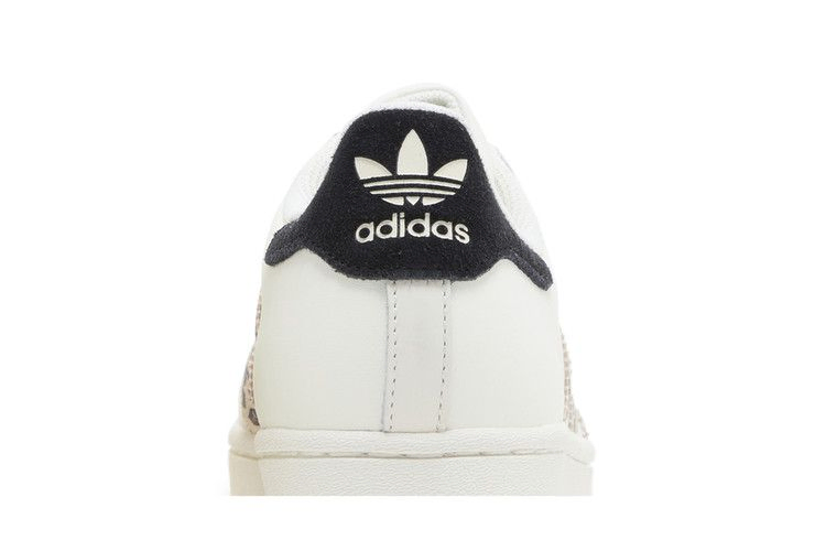 Кроссовки adidas Wmns Superstar 'Off White Black Leopard'