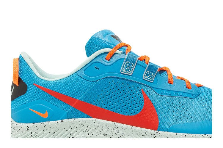 pegasus-trail-3-laser-blue-habanero-red-da8697-400_01