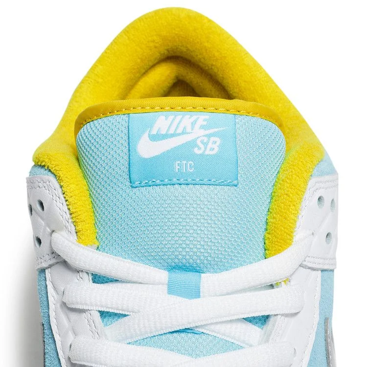 Krossovki-FTC-x-Nike-Dunk-Low-SB-Lagoon-Pulse-8