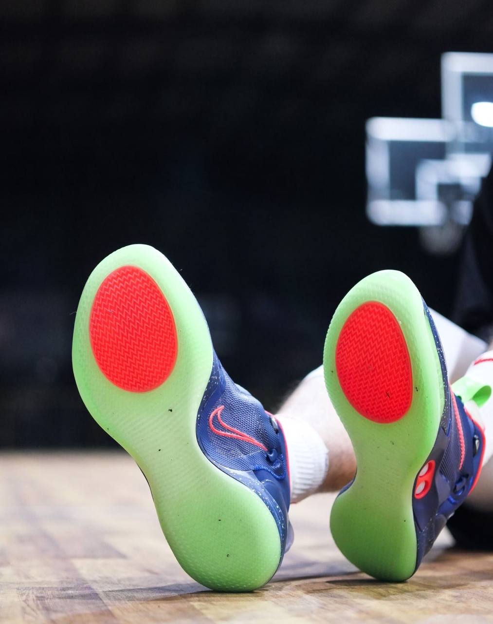 Кроссовки Nike Adapt BB 2.0 Planet of Hoops
