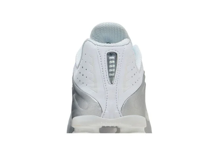 Кроссовки Nike Shox R4 'White Metallic Silver' 2024