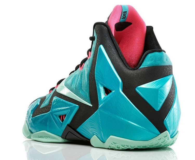 Кроссовки Nike LeBron 11 GS 'South Beach'