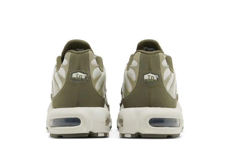 air-max-plus-light-bone-neutral-olive-fb9722-002_05