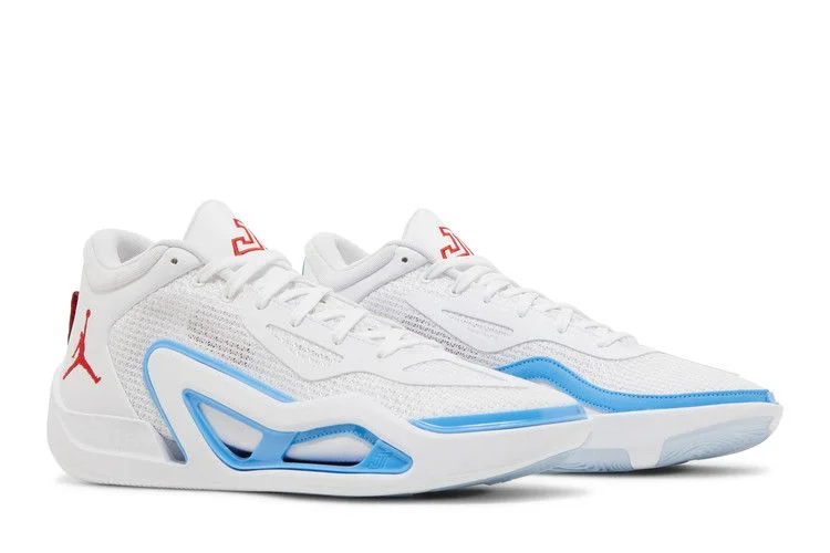 Krossovki-Air-Jordan-Tatum-1-St.-Louis-7