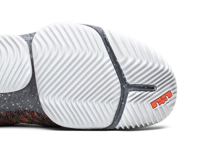 lebron-16-multicolor-bq5969-900_04