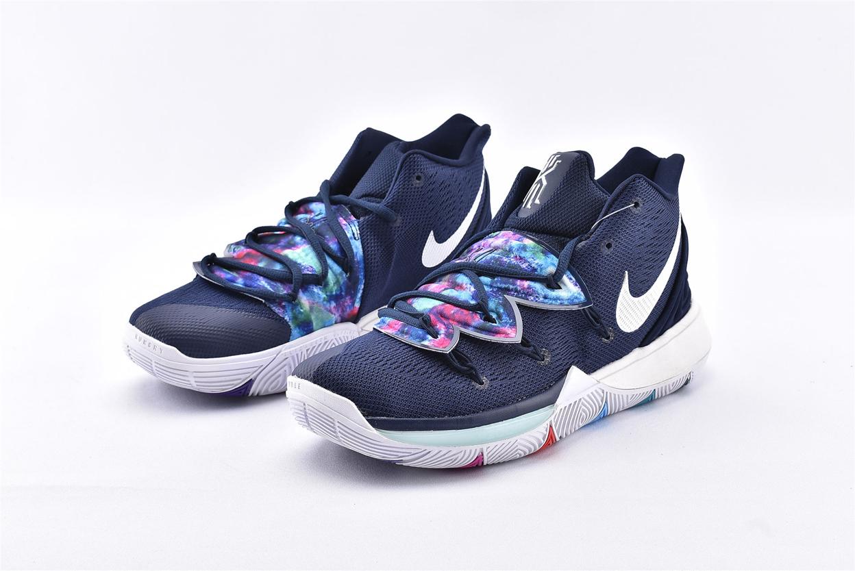 Кроссовки Nike Kyrie 5 GS 'Galaxy'