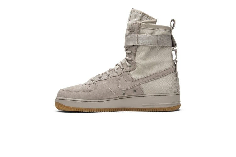 Кроссовки Nike SF Air Force 1 'String'