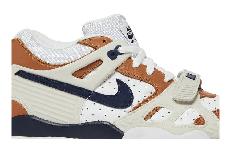 Krossovki-Nike-Air-Trainer-3-Retro-Medicine-Ball-2014-1