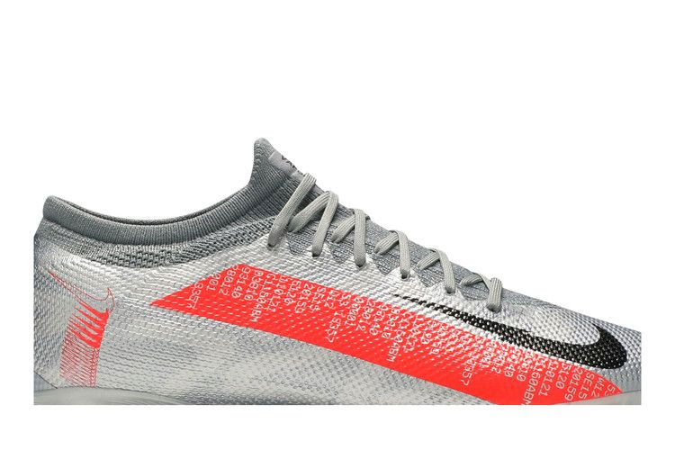 mercurial-vapor-13-pro-fg-metallic-grey-crimson-at7901-906_01