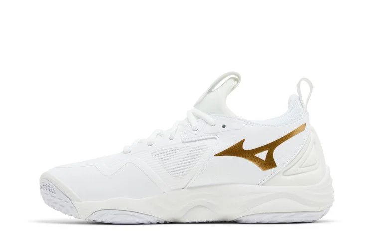 Кроссовки Mizuno Wmns Wave Momentum 3 'White Gold'